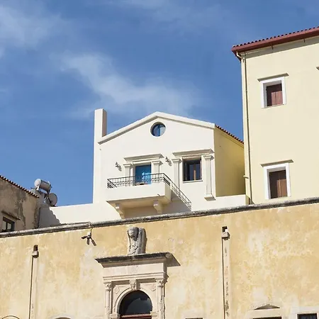 Revellino Del Porto, Historic Ханья