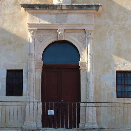 Revellino Del Porto, Historic *