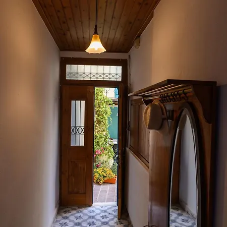 Revellino Del Porto, Historic * Chania (Crete)