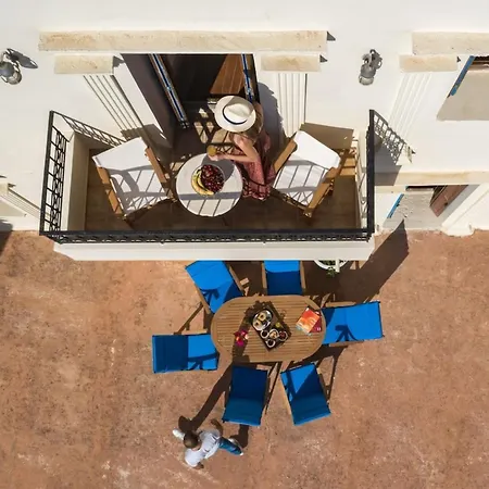 Revellino Del Porto, Historic * Ханья