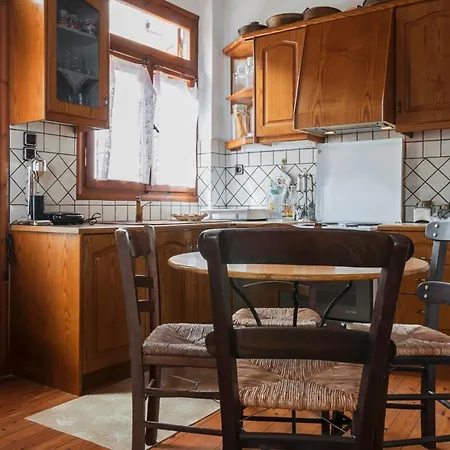 Revellino Del Porto, Historic *